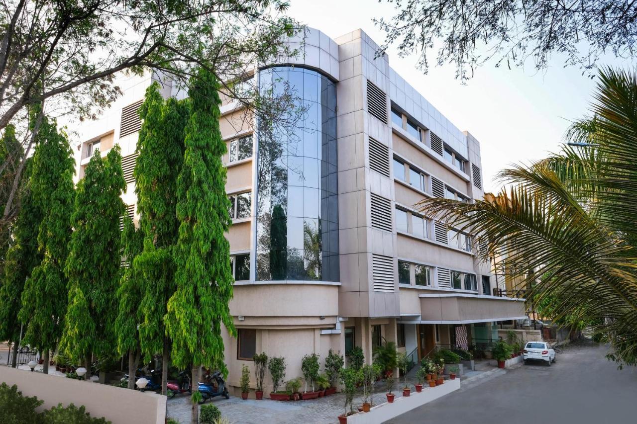 7 Apple Pimpri Pune 3* Arvi