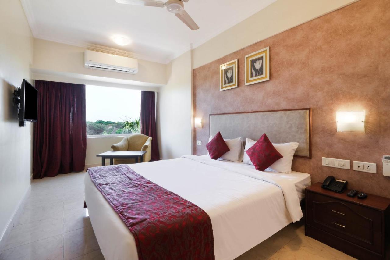 7 Apple Pimpri Pune 3*