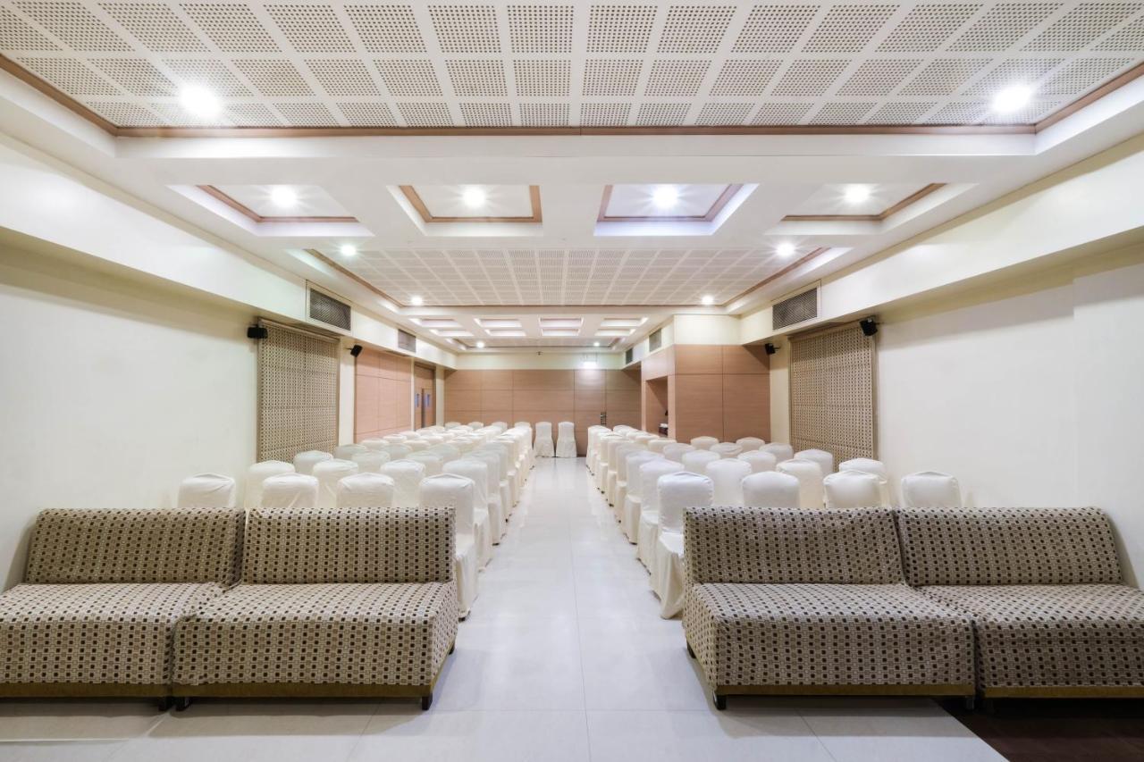 7 Apple Pimpri Pune Arvi