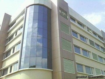 7 Apple Pimpri Pune 3*