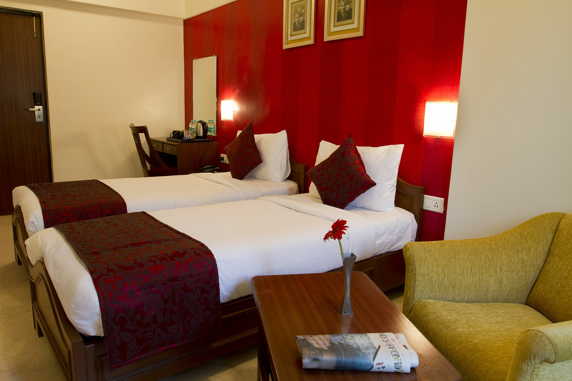 7 Apple Pimpri Pune 3*